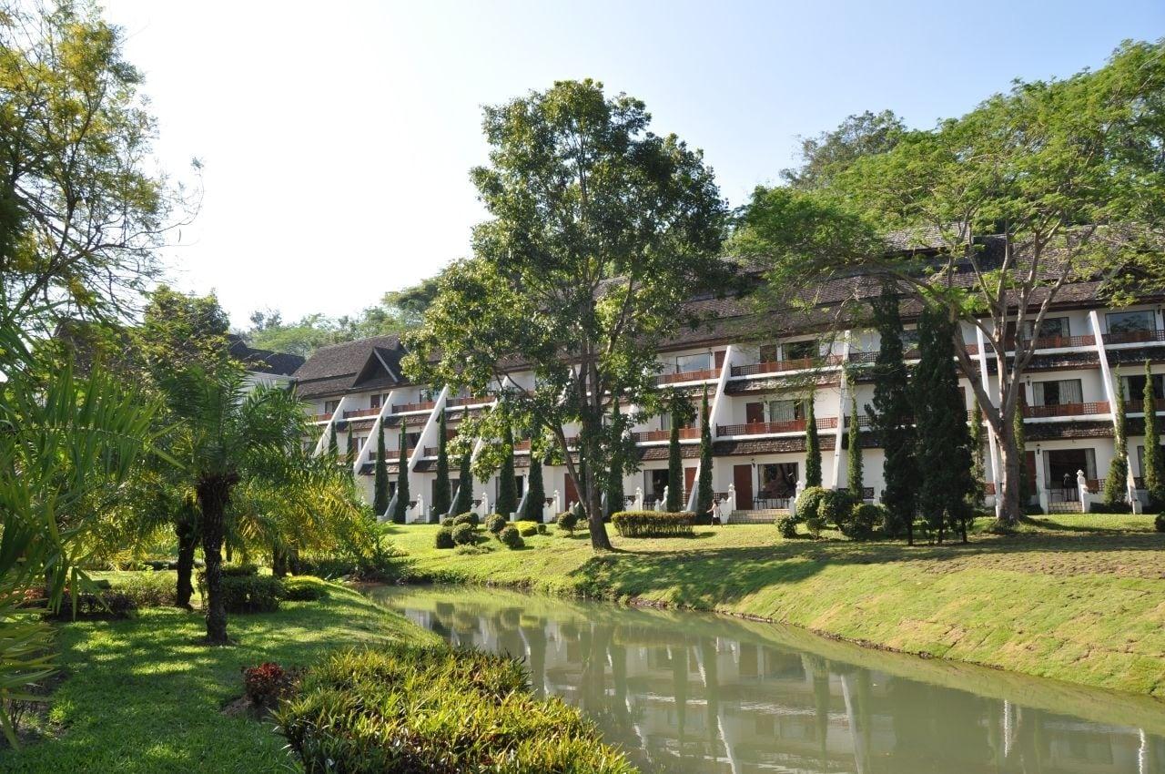 Suan Bua Hotel & Resort Ban Pong  Exterior foto