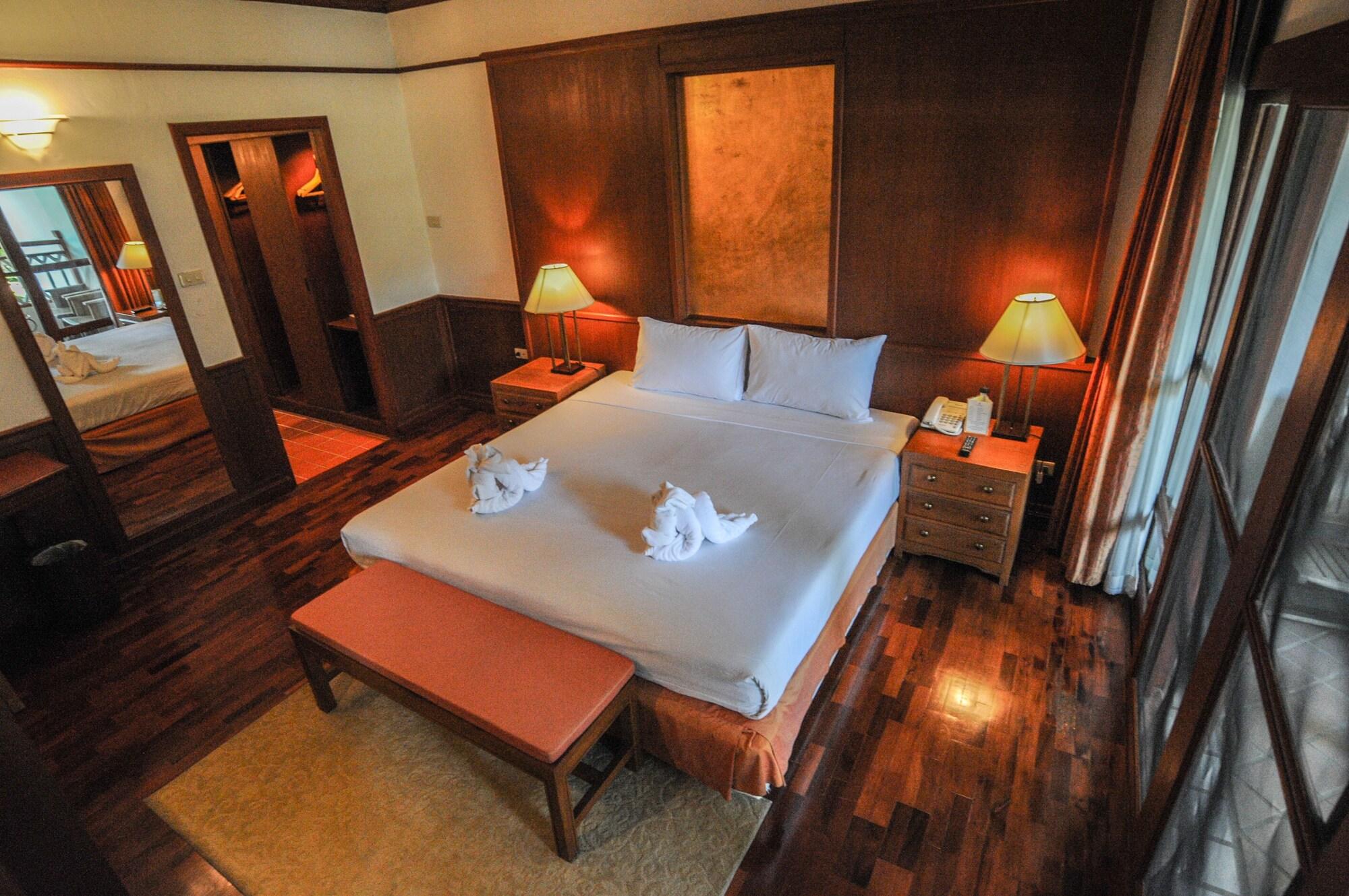 Suan Bua Hotel & Resort Ban Pong  Exterior foto