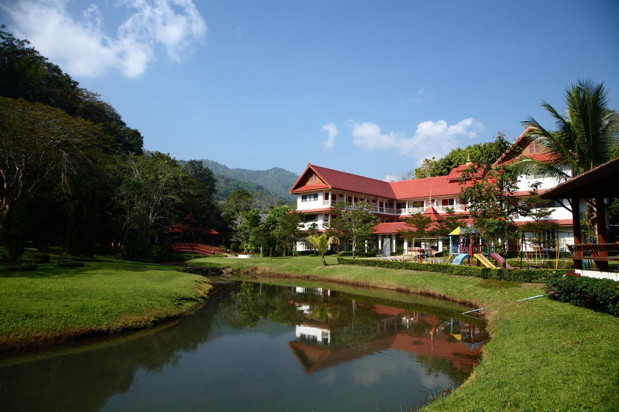 Suan Bua Hotel & Resort Ban Pong  Exterior foto