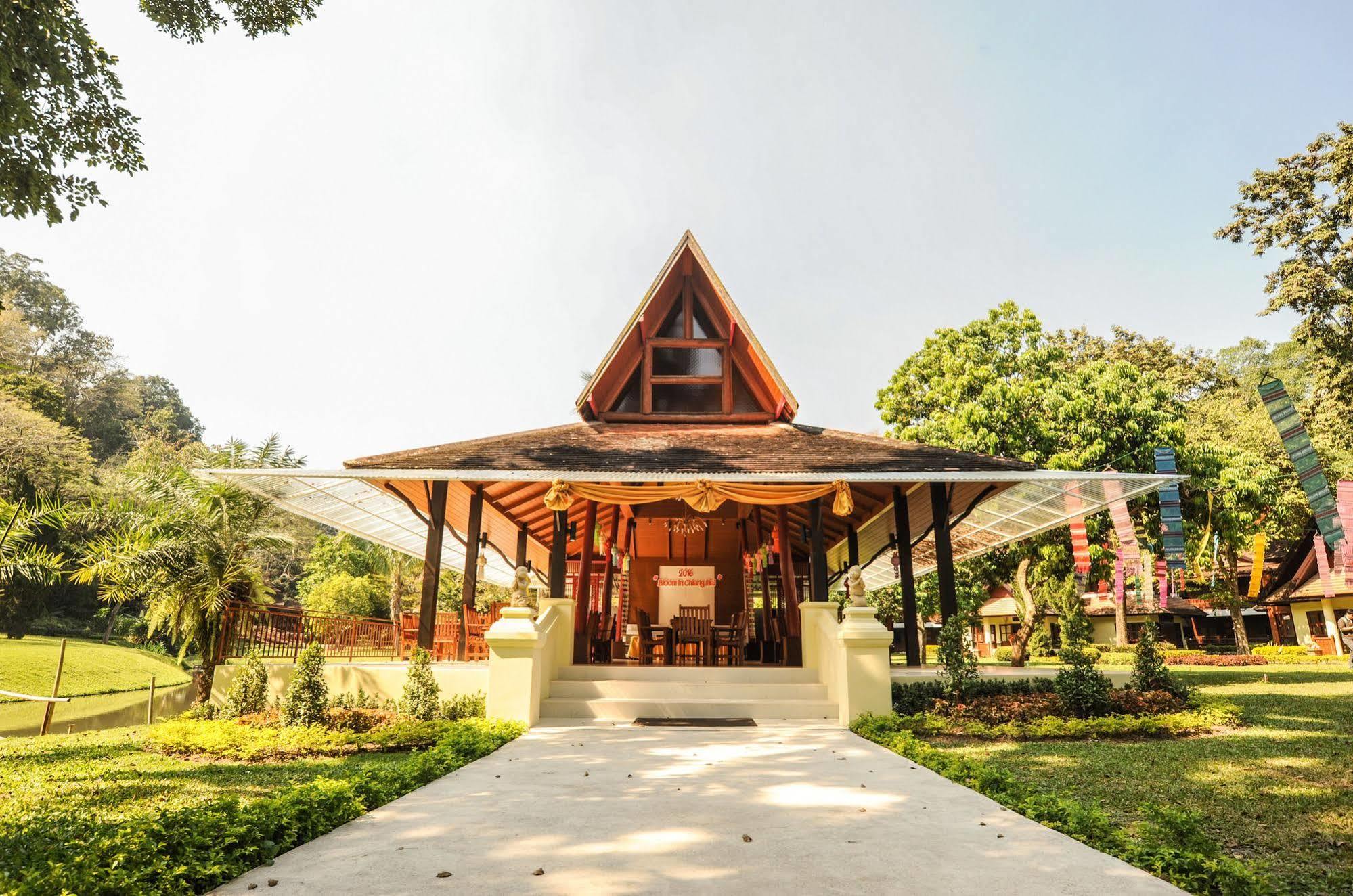 Suan Bua Hotel & Resort Ban Pong  Exterior foto